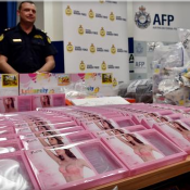 Australian Police uncover Meth Shipment in Bras / Former Reality Star Changes Look
